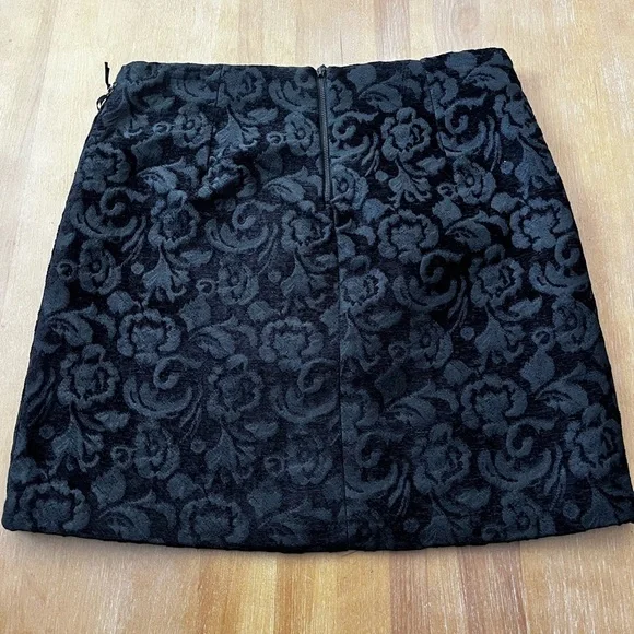 Willi Smith Women's Black Damask Mini Skirt Size 8 - Picture 3 of 7